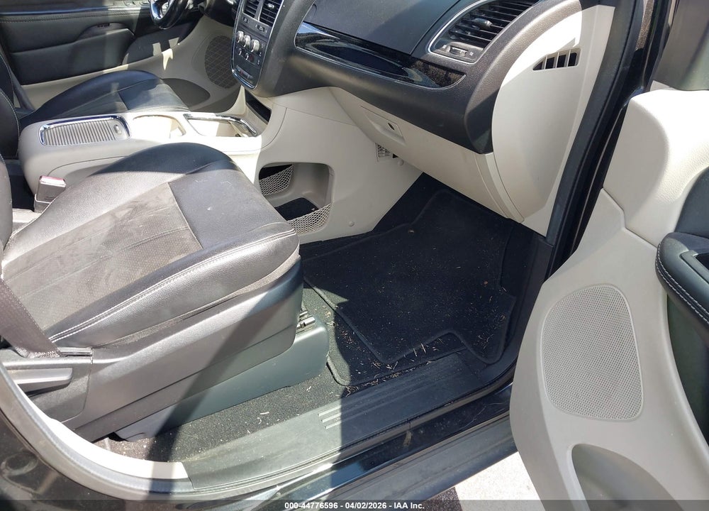 2019 DODGE GRAND CARAVAN SXT VIN: 2C4RDGCG7KR712561