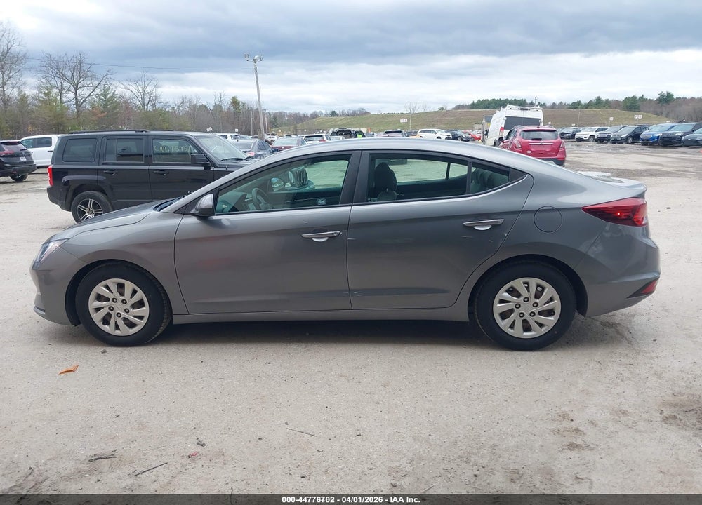 2019 HYUNDAI ELANTRA SE VIN: 5NPD74LF5KH486041