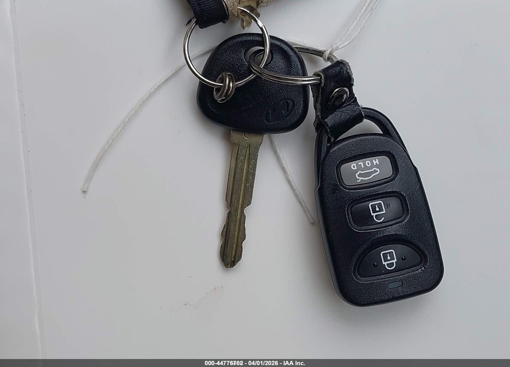 2019 HYUNDAI ELANTRA SE VIN: 5NPD74LF5KH486041