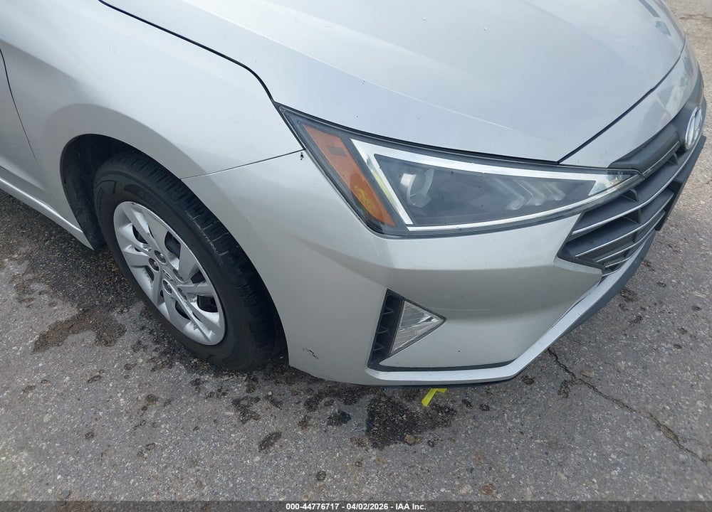 2019 HYUNDAI ELANTRA SE VIN: 5NPD74LF6KH463156