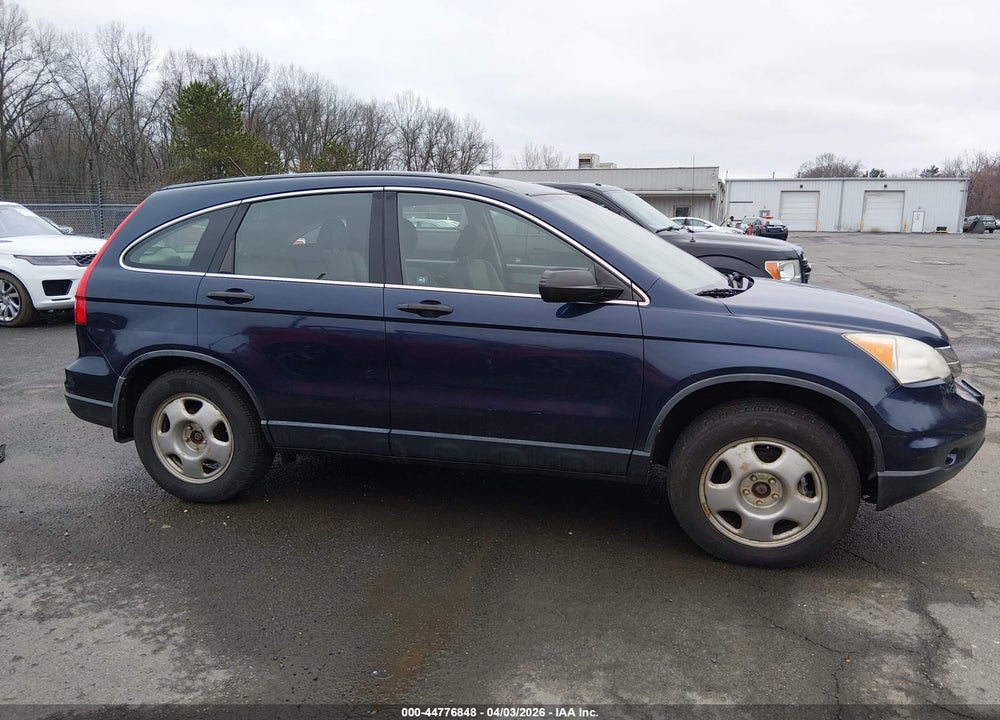 2011 HONDA CR-V LX VIN: JHLRE4H33BC018351