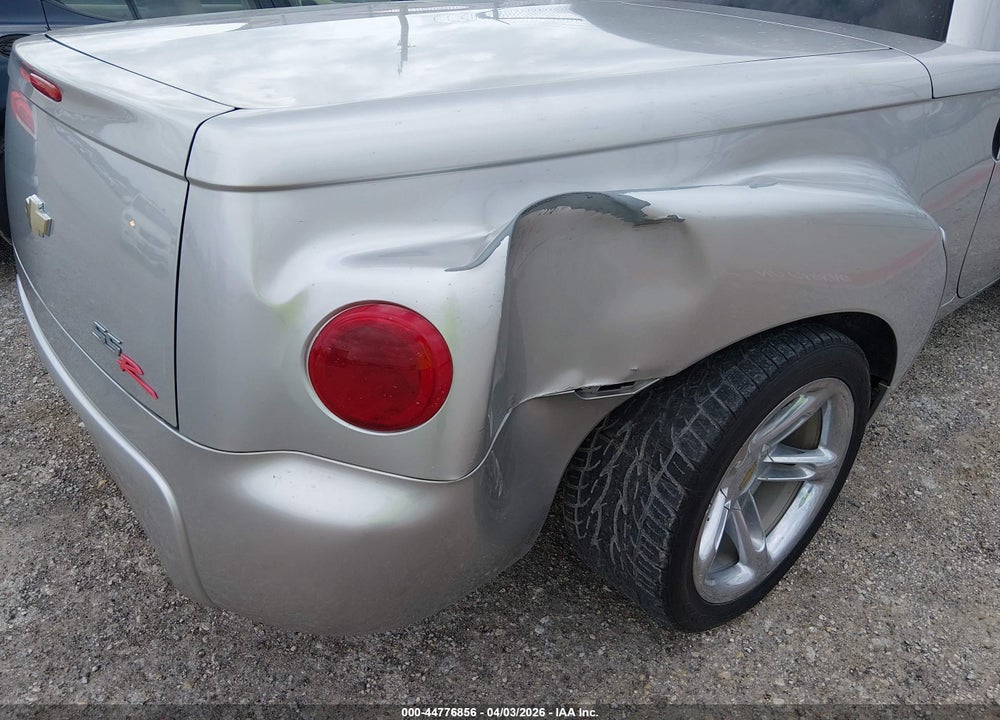 2005 CHEVROLET SSR VIN: 1GCES14H75B114899