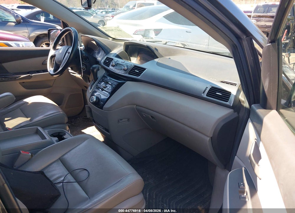 2011 HONDA ODYSSEY EX-L VIN: 5FNRL5H61BB015969