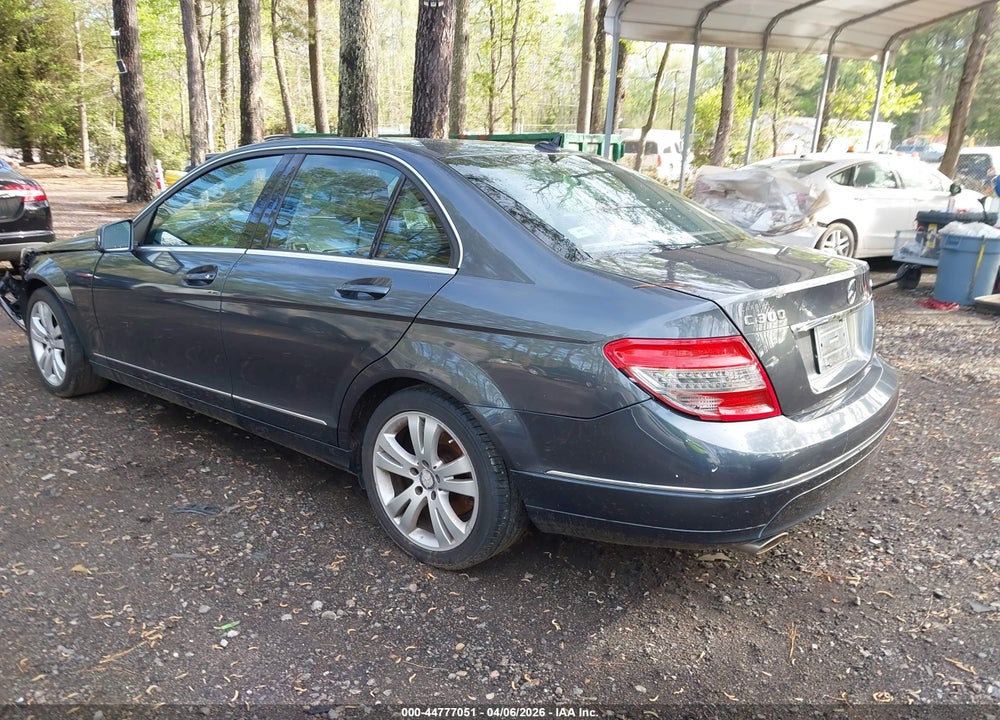 2010 MERCEDES-BENZ C 300 LUXURY 4MATIC/SPORT 4MATIC VIN: WDDGF8BBXAF489912