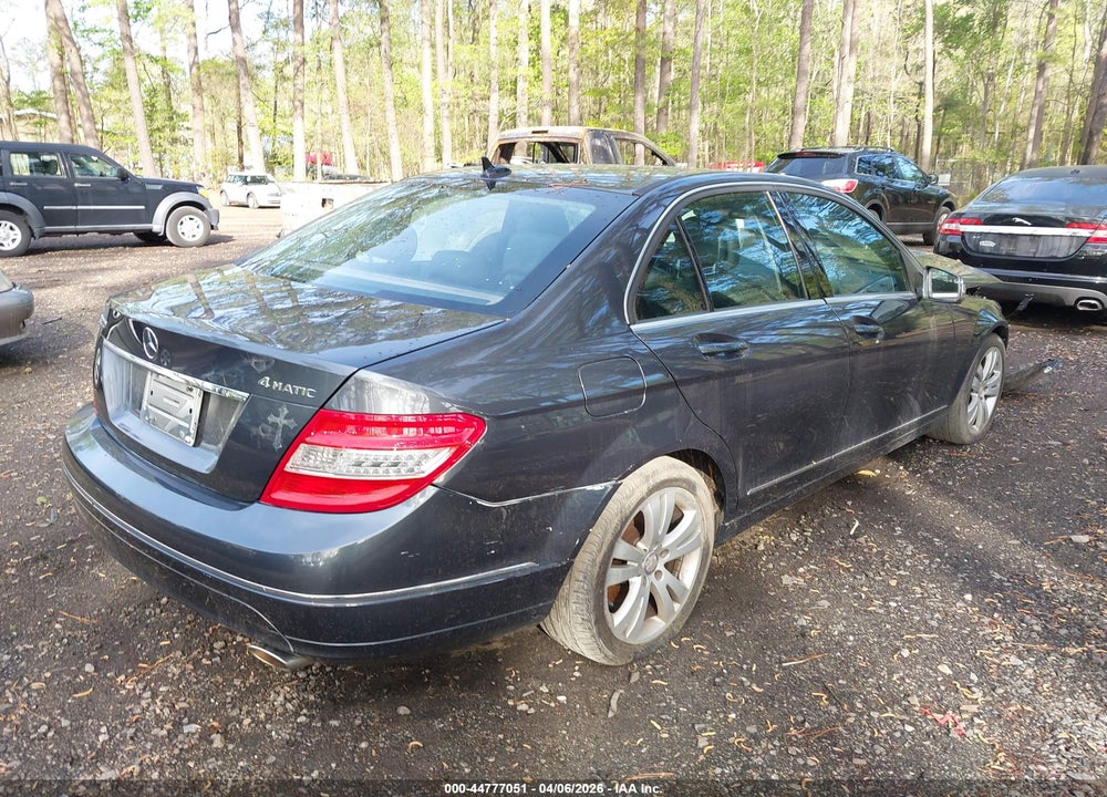 2010 MERCEDES-BENZ C 300 LUXURY 4MATIC/SPORT 4MATIC VIN: WDDGF8BBXAF489912