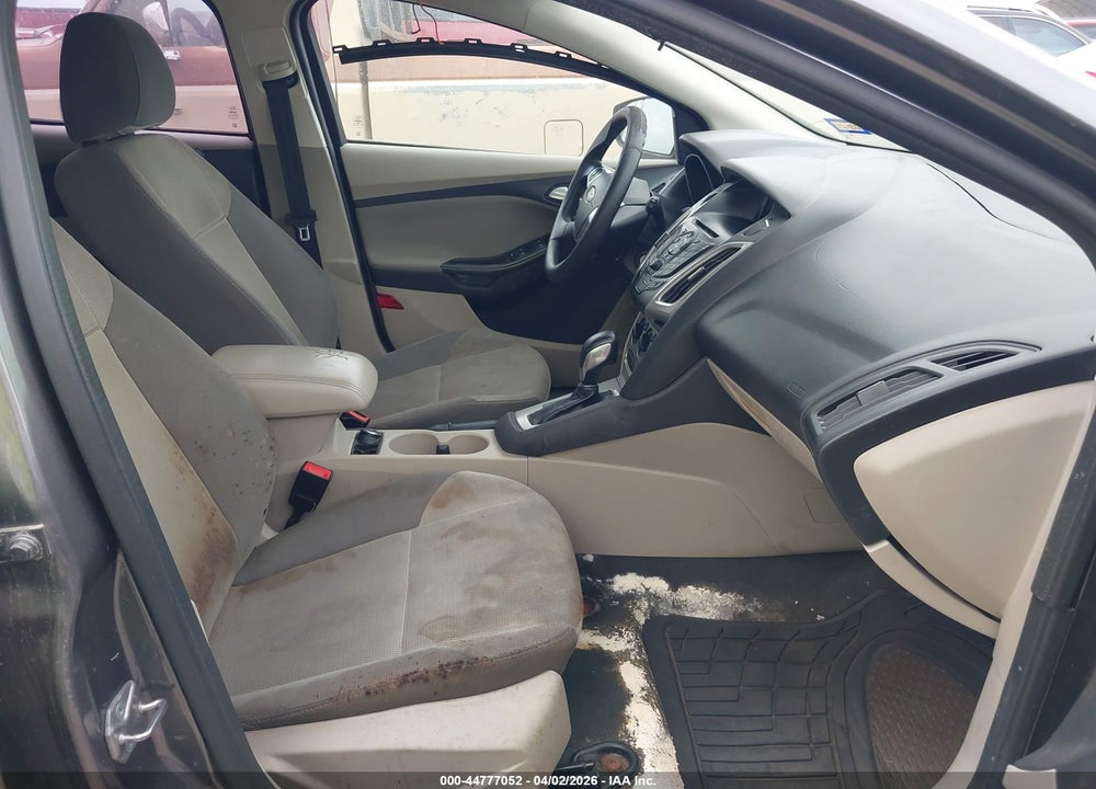2014 FORD FOCUS SE VIN: 1FADP3K21EL277393