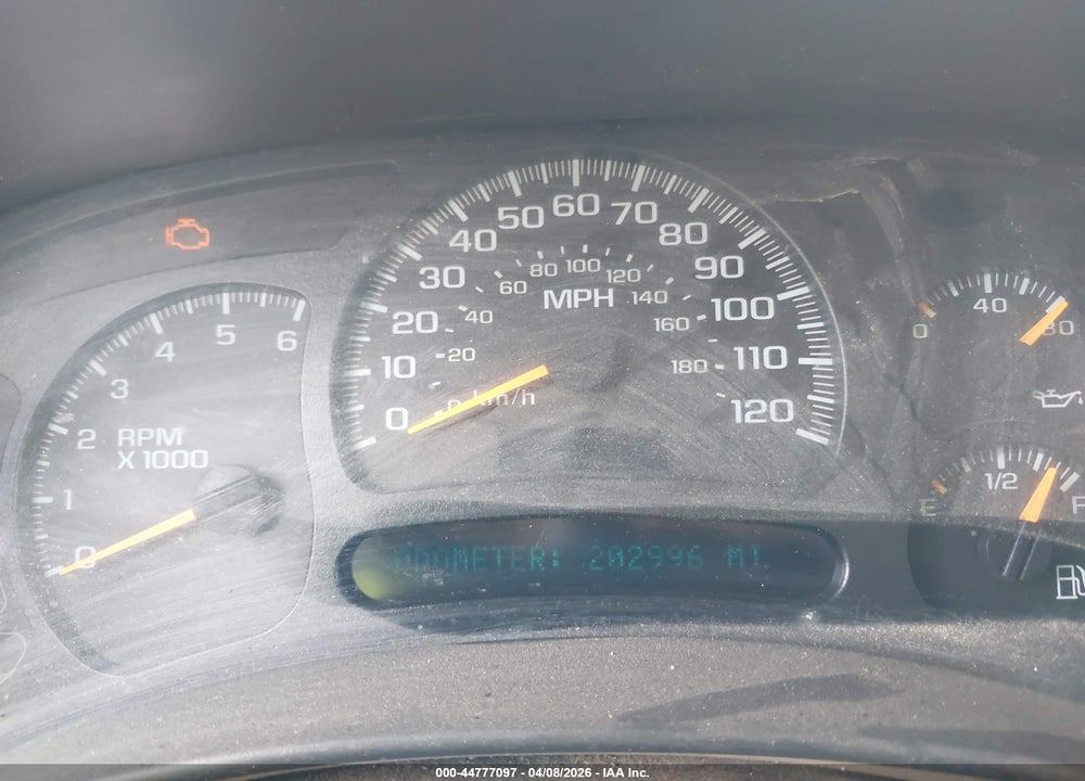 2005 GMC YUKON SLE VIN: 1GKEC13T55R254402