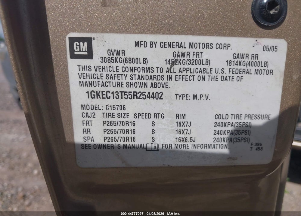 2005 GMC YUKON SLE VIN: 1GKEC13T55R254402