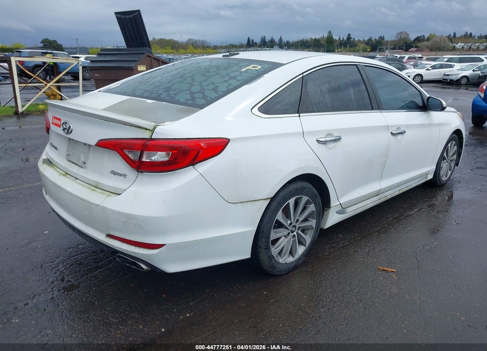 2015 HYUNDAI SONATA SPORT VIN: 5NPE34AF6FH107010