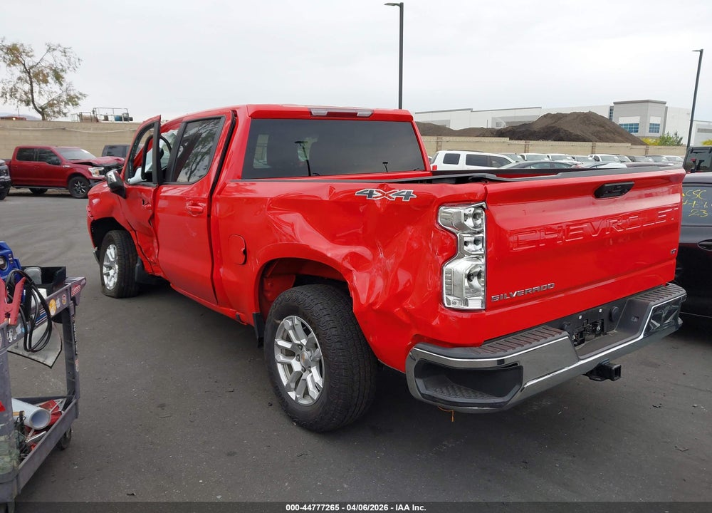 2025 CHEVROLET SILVERADO 1500 4WD  SHORT BED LT WITH 2FL VIN: 1GCPKKEK2SZ131959