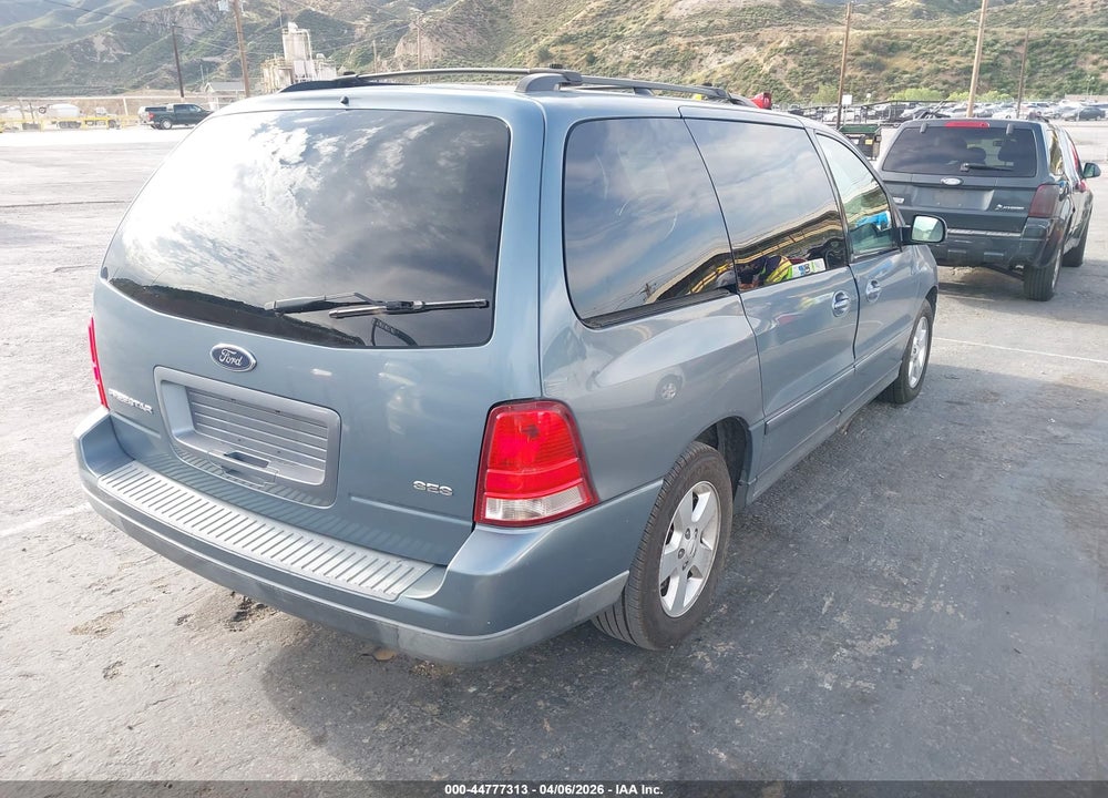 2004 FORD FREESTAR SES VIN: 2FMZA57644BA11904