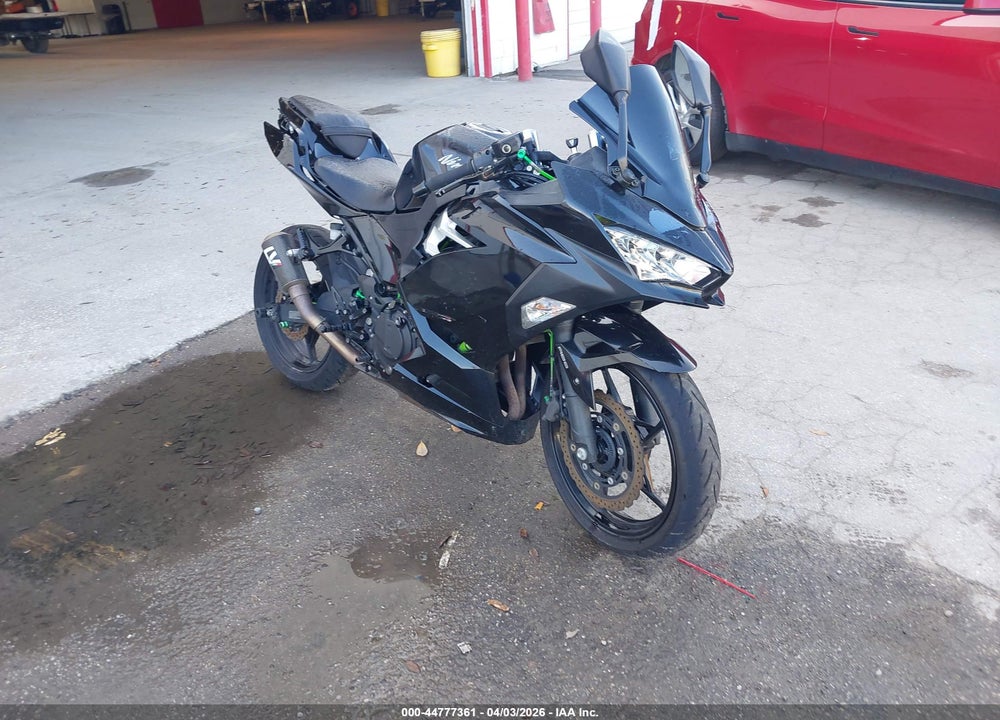 2018 KAWASAKI EX400 VIN: JKAEXKG11JDA10796