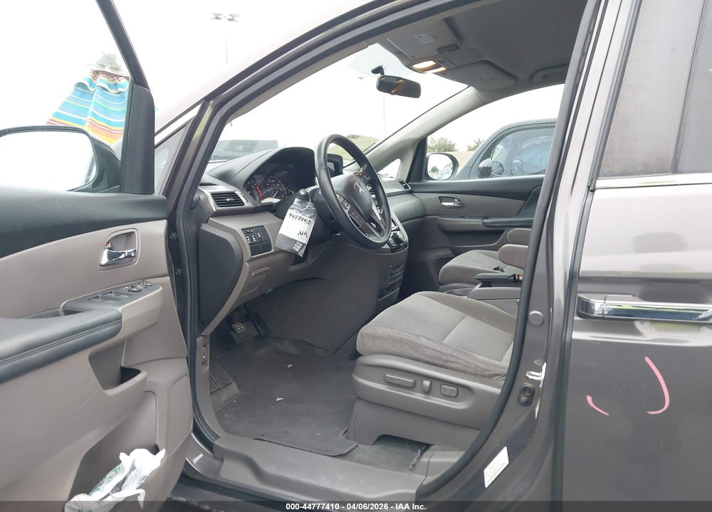 2016 HONDA ODYSSEY SE VIN: 5FNRL5H30GB069969