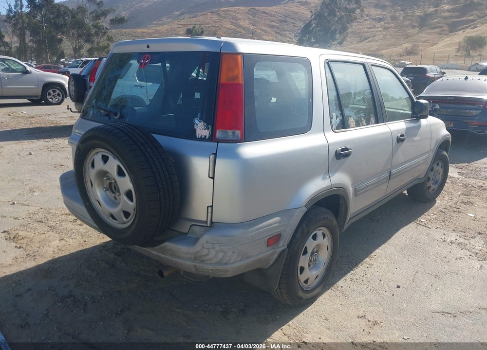 2001 HONDA CR-V LX VIN: JHLRD28401C006382