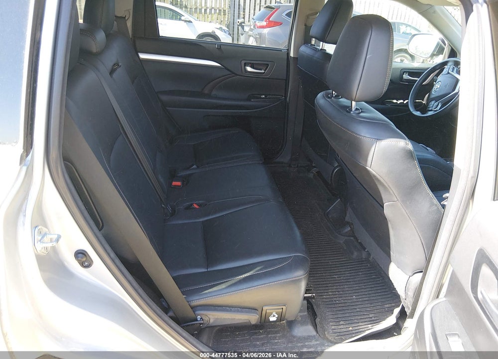 2017 TOYOTA HIGHLANDER XLE VIN: 5TDJZRFH9HS448774