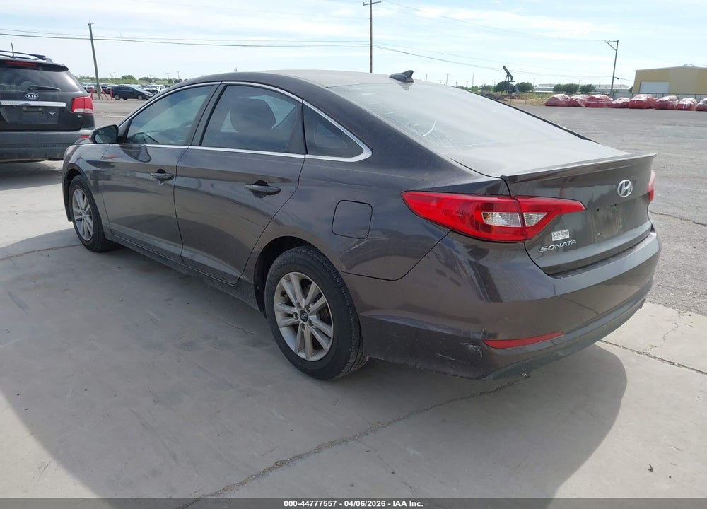 2016 HYUNDAI SONATA SE VIN: 5NPE24AF9GH333692