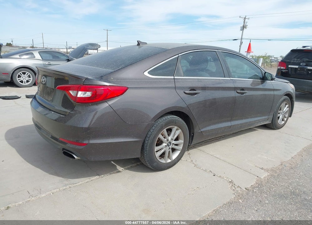 2016 HYUNDAI SONATA SE VIN: 5NPE24AF9GH333692