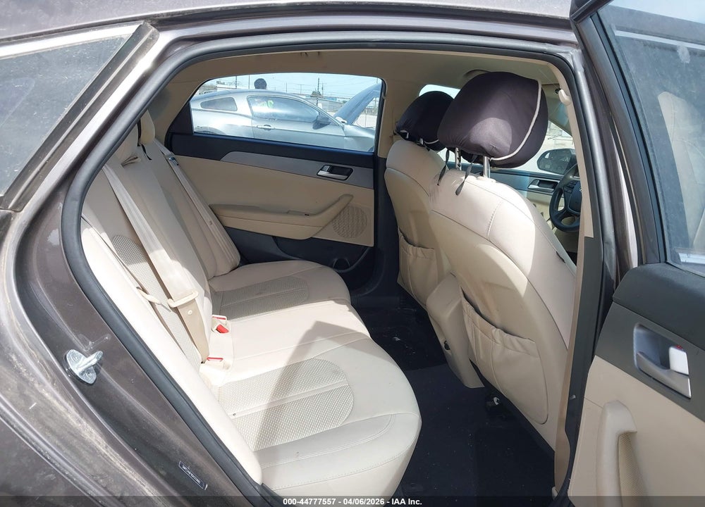 2016 HYUNDAI SONATA SE VIN: 5NPE24AF9GH333692