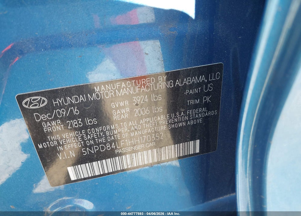 2017 HYUNDAI ELANTRA SE VIN: 5NPD84LF1HH170352