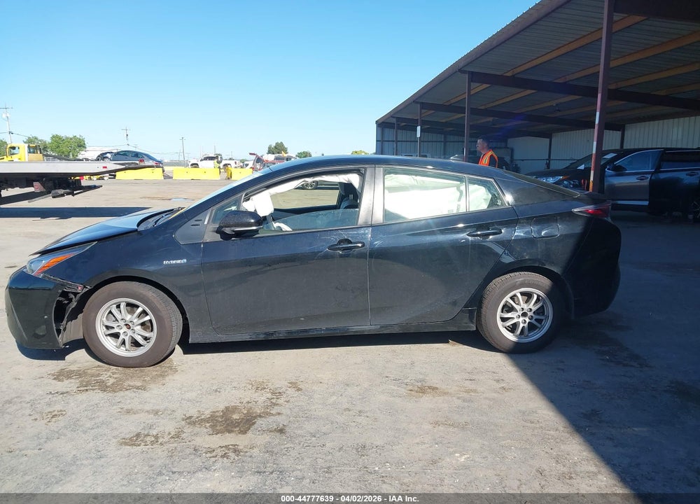 2018 TOYOTA PRIUS ONE VIN: JTDKBRFU2J3065269