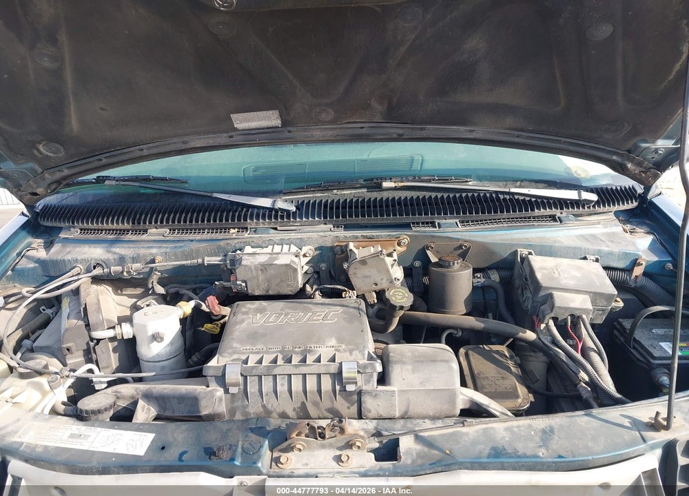 2000 CHEVROLET ASTRO VIN: 1GNDM19W9YB212616