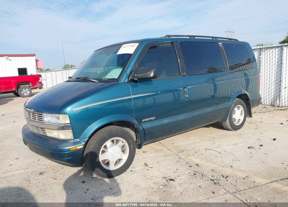 2000 CHEVROLET ASTRO VIN: 1GNDM19W9YB212616
