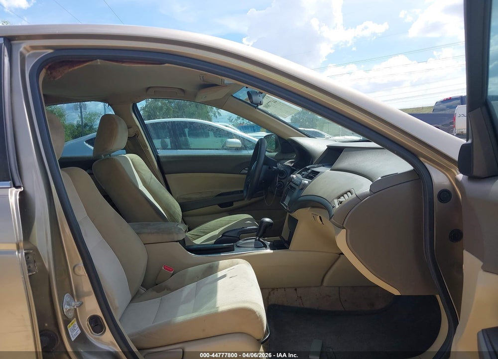 2010 HONDA ACCORD 2.4 LX-P VIN: 1HGCP2F43AA080129