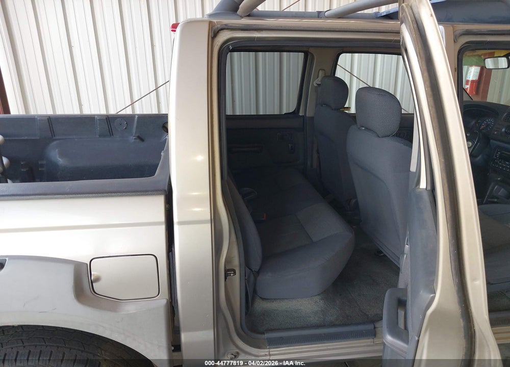 2001 NISSAN FRONTIER XE-V6 VIN: 1N6ED27T81C325143