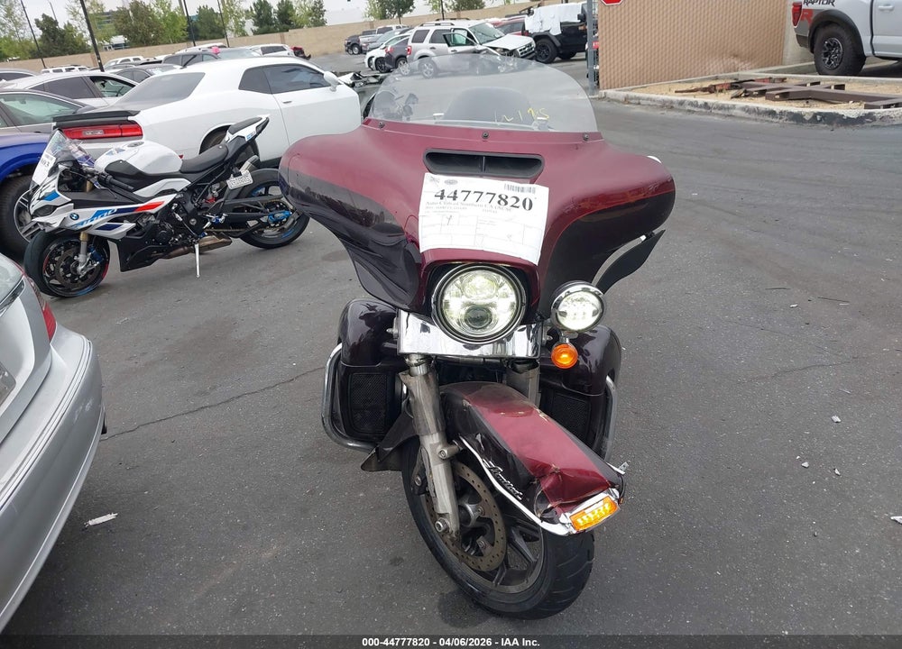 2015 HARLEY-DAVIDSON FLHTKL ULTRA LIMITED LOW VIN: 1HD1KKL38FB600552