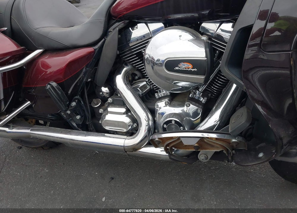2015 HARLEY-DAVIDSON FLHTKL ULTRA LIMITED LOW VIN: 1HD1KKL38FB600552