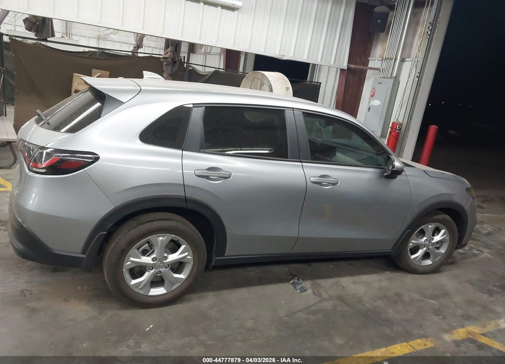 2024 HONDA HR-V 2WD LX VIN: 3CZRZ1H3XRM728561