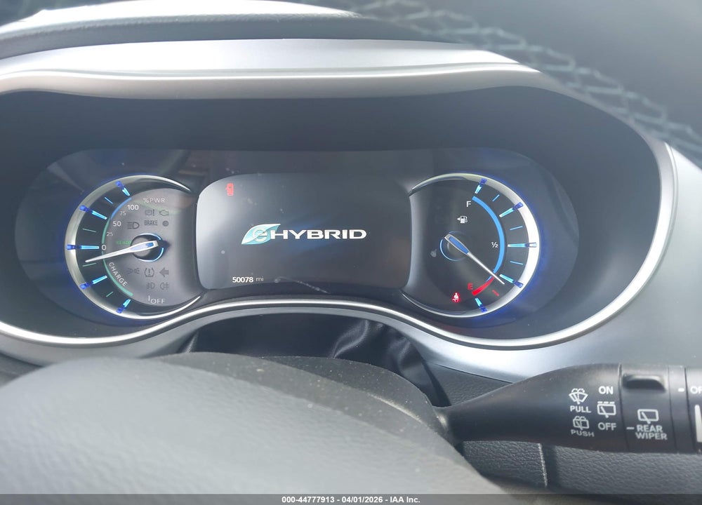2018 CHRYSLER PACIFICA HYBRID TOURING L VIN: 2C4RC1L76JR129297