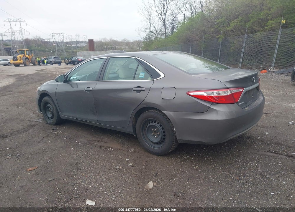 2015 TOYOTA CAMRY LE VIN: 4T1BF1FK1FU045547