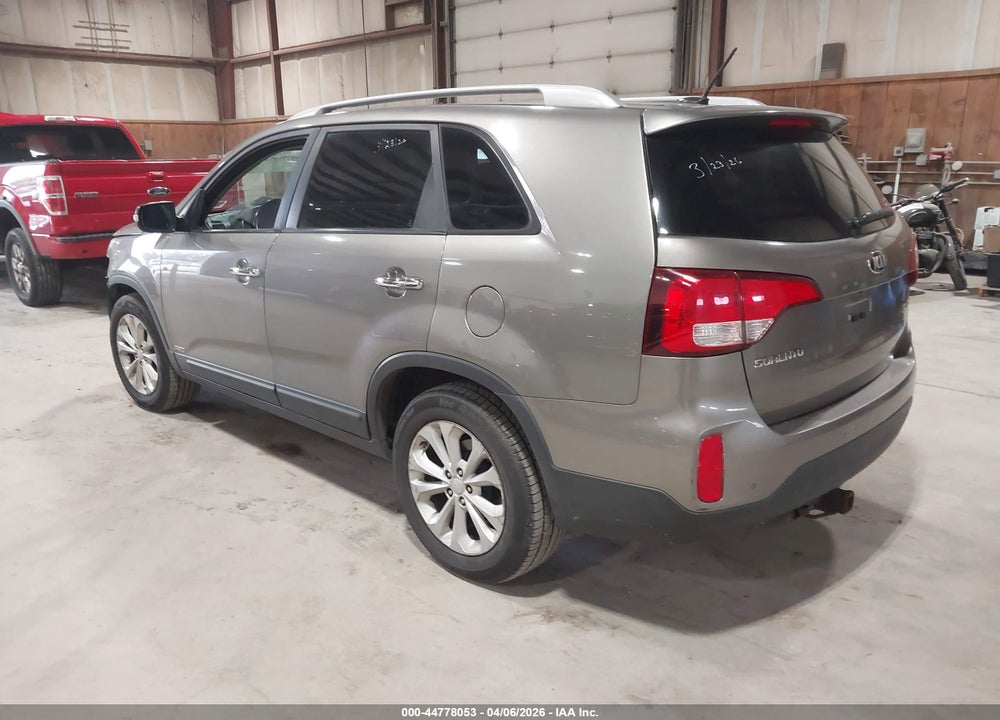 2015 KIA SORENTO EX V6 VIN: 5XYKUDA72FG654775