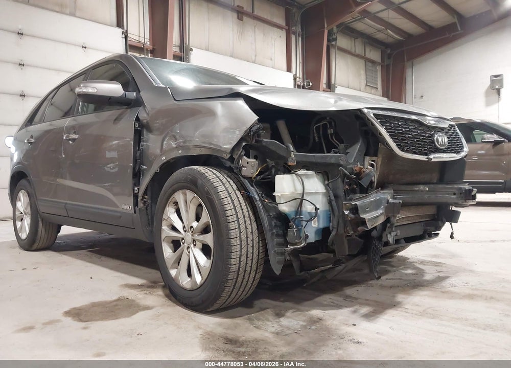 2015 KIA SORENTO EX V6 VIN: 5XYKUDA72FG654775