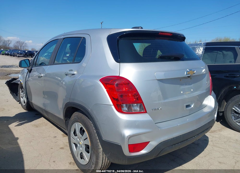 2018 CHEVROLET TRAX LS VIN: KL7CJKSB0JB542948