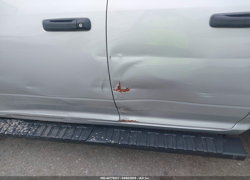2019 RAM 1500 CLASSIC ST VIN: 1C6RR7FGXKS595108