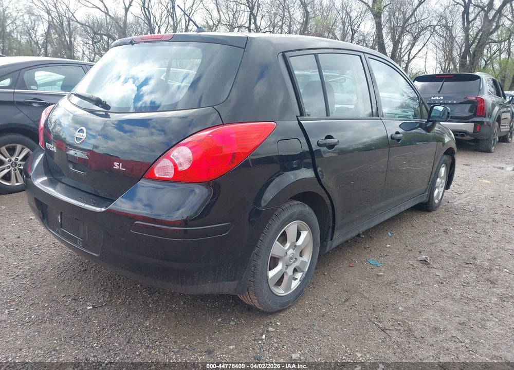 2008 NISSAN VERSA 1.8SL VIN: 3N1BC13E58L390351