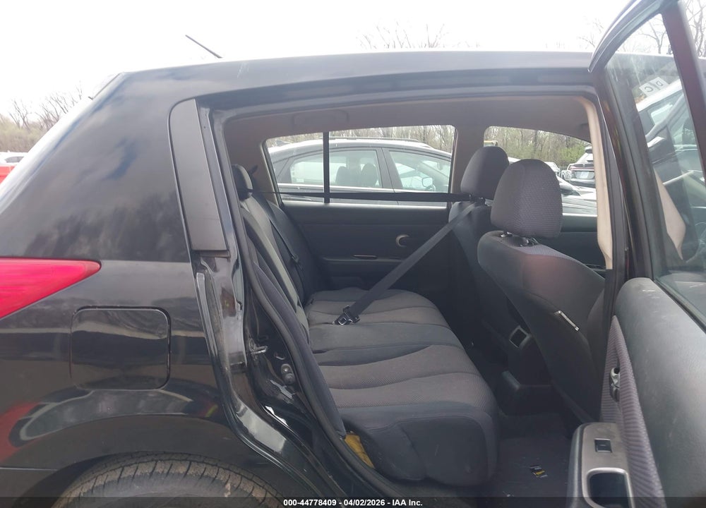 2008 NISSAN VERSA 1.8SL VIN: 3N1BC13E58L390351
