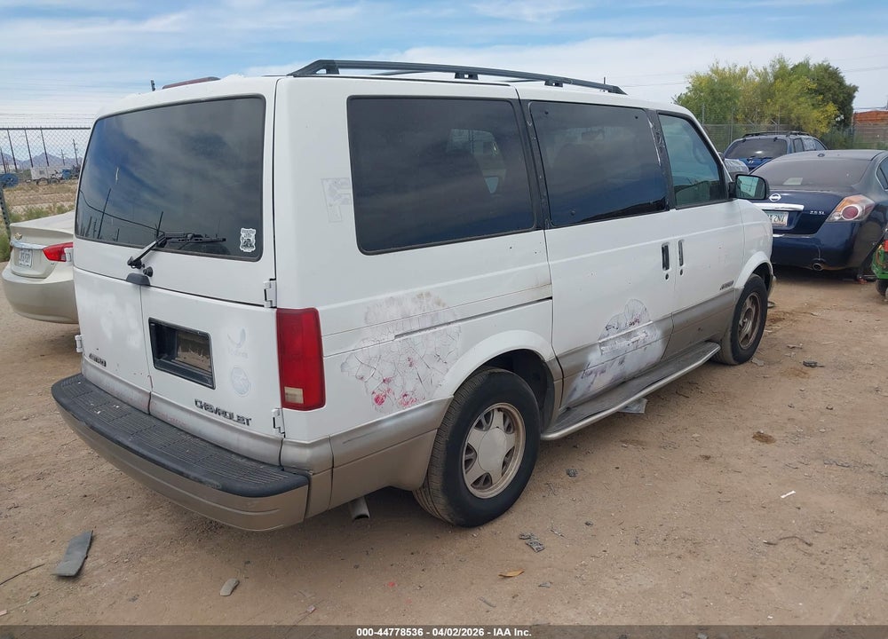 2001 CHEVROLET ASTRO LS VIN: 1GNDM19W11B129042