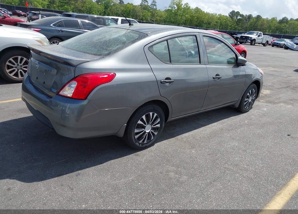 2016 NISSAN VERSA 1.6 S+ VIN: 3N1CN7AP7GL833572