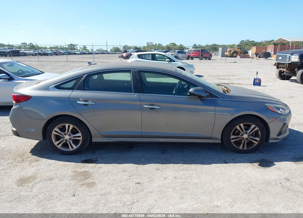 2019 HYUNDAI SONATA SEL VIN: 5NPE34AF8KH736004