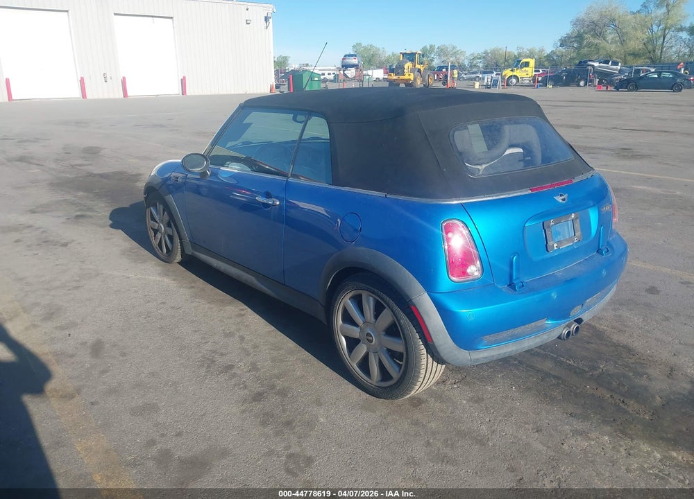 2007 MINI COOPER S VIN: WMWRH33597TJ43592