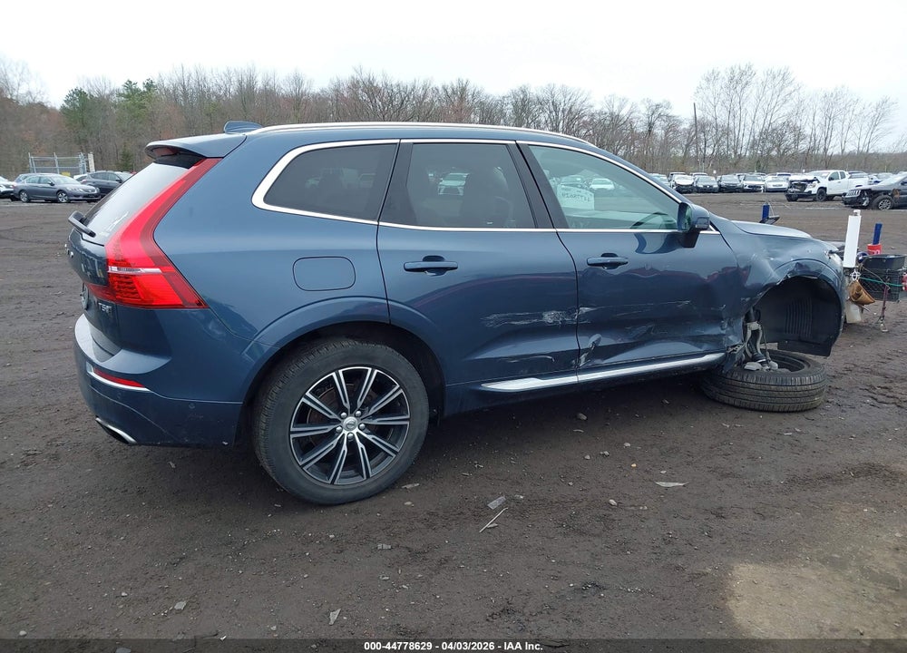2018 VOLVO XC60 T5 INSCRIPTION VIN: YV4102RL3J1040420