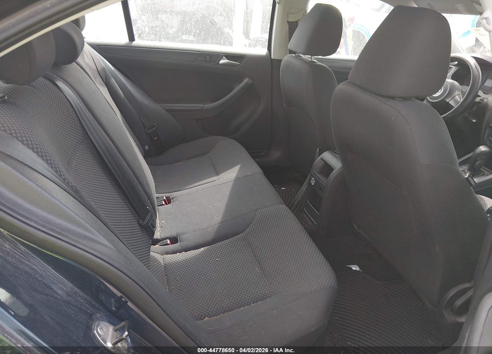 2013 VOLKSWAGEN JETTA 2.0L S VIN: 3VW2K7AJ8DM259791