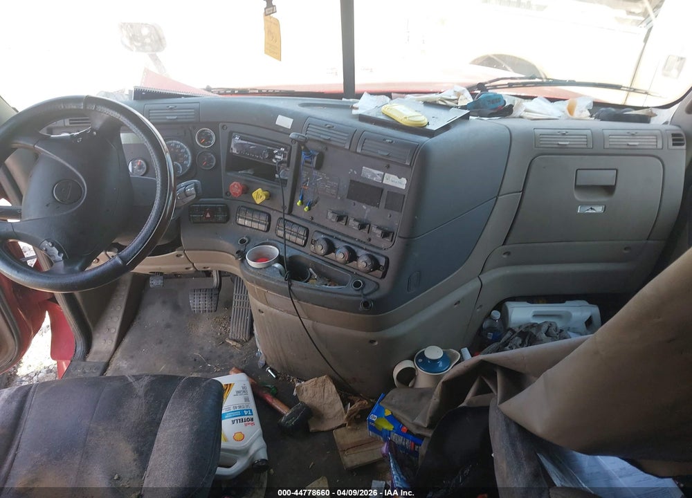 2016 FREIGHTLINER CASCADIA 125 VIN: 3AKJGLDRXGSGX0884