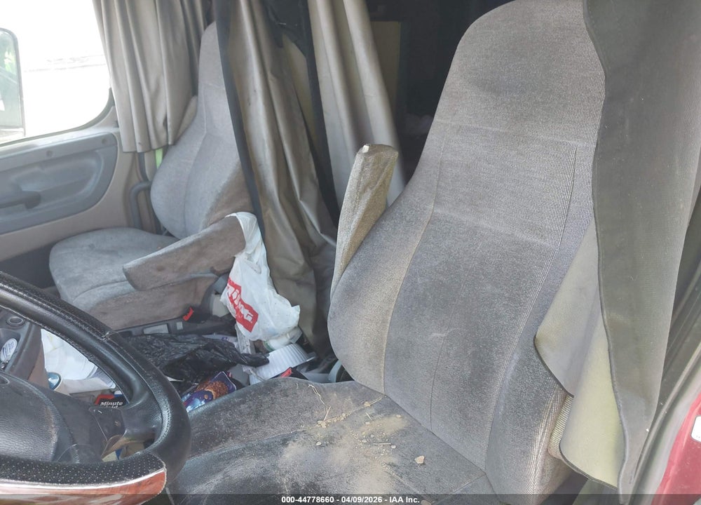 2016 FREIGHTLINER CASCADIA 125 VIN: 3AKJGLDRXGSGX0884