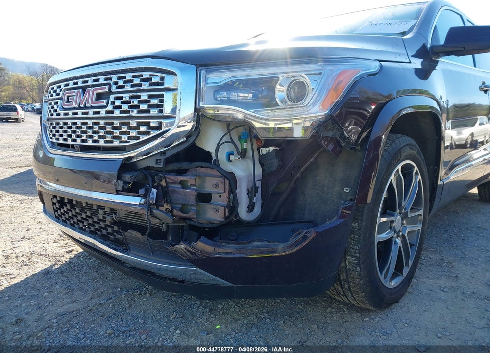 2018 GMC ACADIA DENALI VIN: 1GKKNXLS2JZ211637