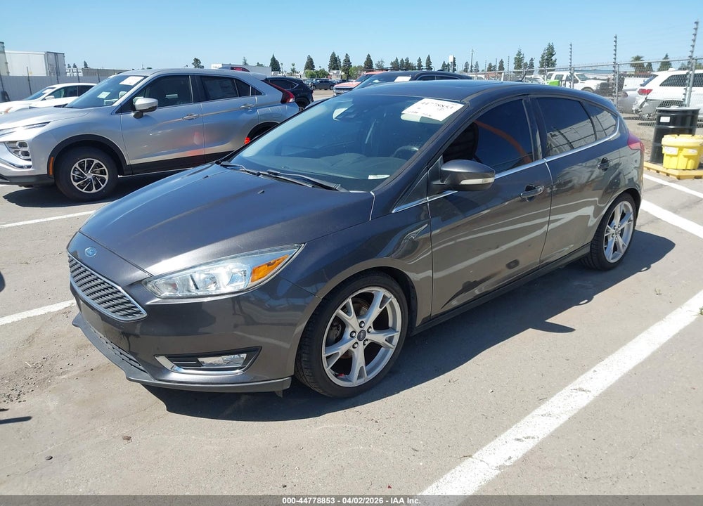 2015 FORD FOCUS TITANIUM VIN: 1FADP3N20FL324474