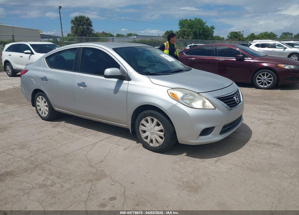 2014 NISSAN VERSA 1.6 SV VIN: 3N1CN7AP1EL817686